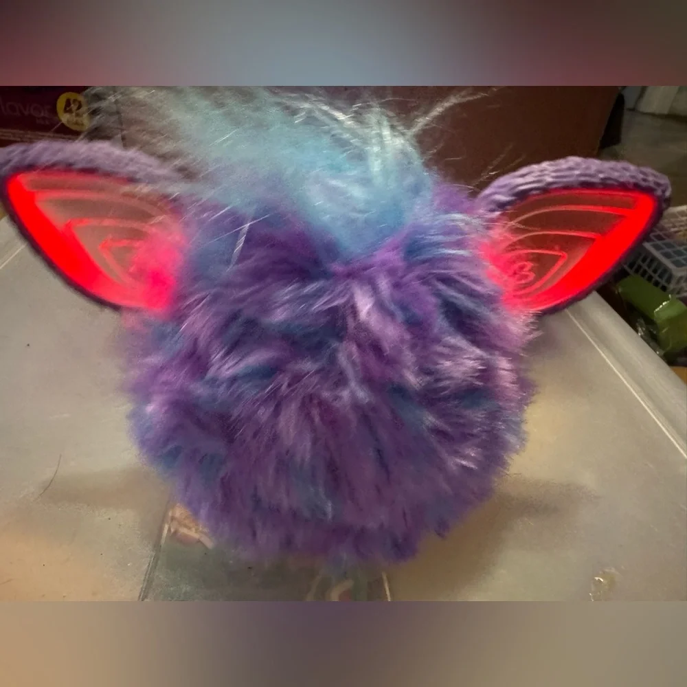 Purple tie dye furby Like new condition interactive, talks lights up & moves
